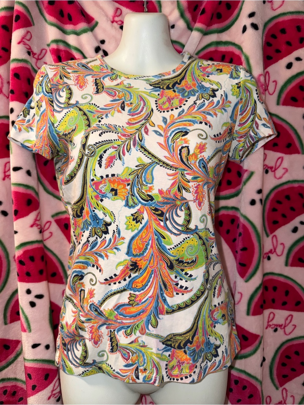 🤍🧡 Lauren Ralph Lauren Colorful Paisley Short Sleeve Tee
